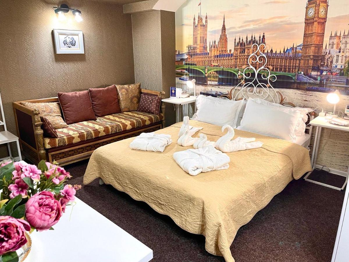 Les Mini Hotel Almaty Luaran gambar